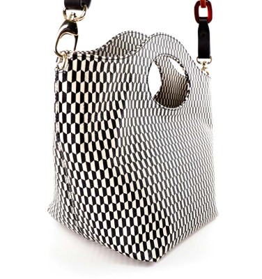 TOMIKO BLACK & WHITE CHiE MIHARA handbags