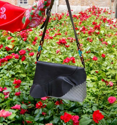 KAIKU BLACK CHiE MIHARA bolsos