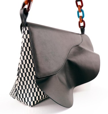 KAIKU BLACK CHiE MIHARA bolsos