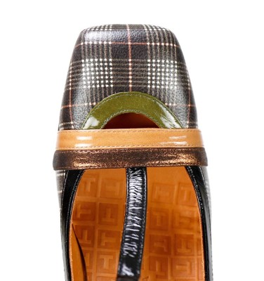 ODAINA BRONZE CHiE MIHARA chaussures