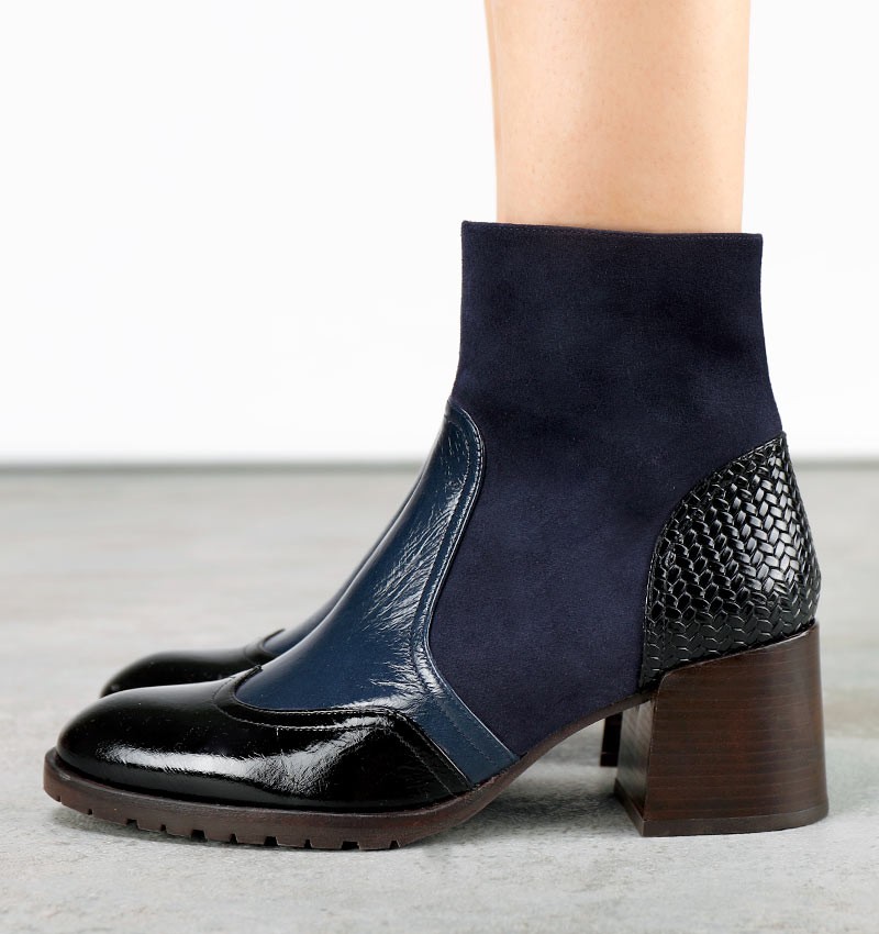 NAIKE CHiE MIHARA bottes