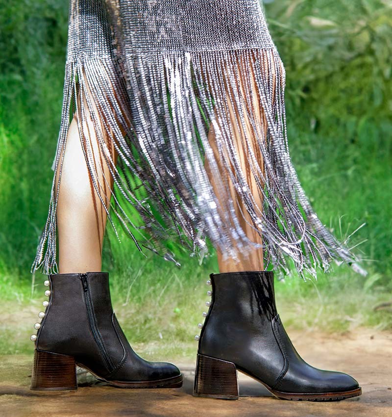 NAREYA CHiE MIHARA bottes