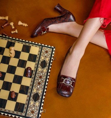 PYLA BROWN CHiE MIHARA shoes