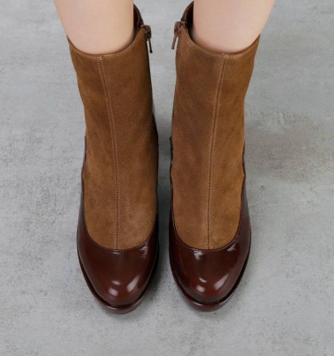 DENI BROWN CHiE MIHARA boots