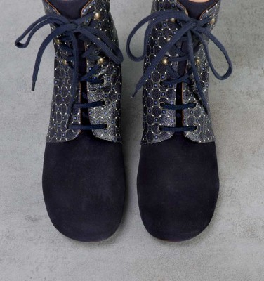 KULAN NAVY CHiE MIHARA boots