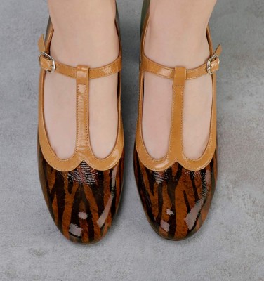 ANIJA BROWN & BLACK CHiE MIHARA shoes