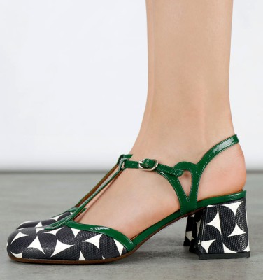MODAY BLACK & WHITE CHiE MIHARA shoes