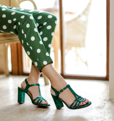 BABI GREEN CHiE MIHARA sandals