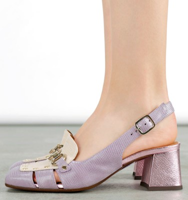 VURURU LAVENDER CHiE MIHARA sandals