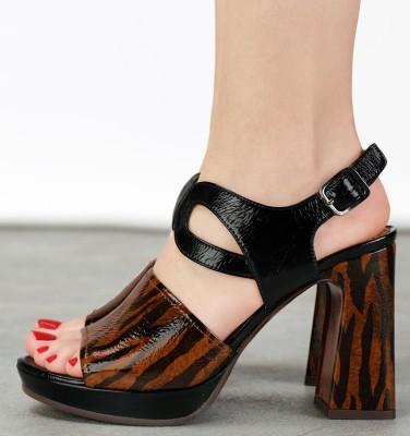 UTE BLACK CHiE MIHARA Chie Mihara|Official Site |Official sales