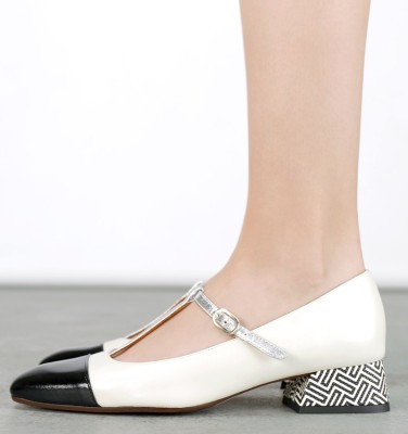 HEBI WHITE CHiE MIHARA zapatos