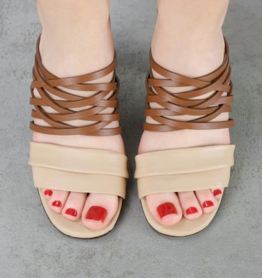 BISU NUDE CHiE MIHARA sandals