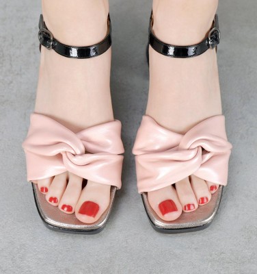 GELIA PINK CHiE MIHARA sandalias