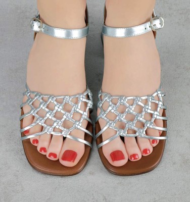 QUERI BLUE CHiE MIHARA sandals