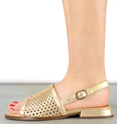 WAKIRA GOLD CHiE MIHARA sandales