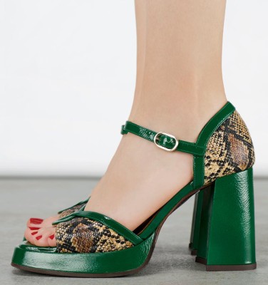 ZEILA GREEN CHiE MIHARA sandals