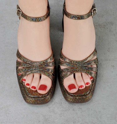 NAIEL GOLD CHiE MIHARA sandals