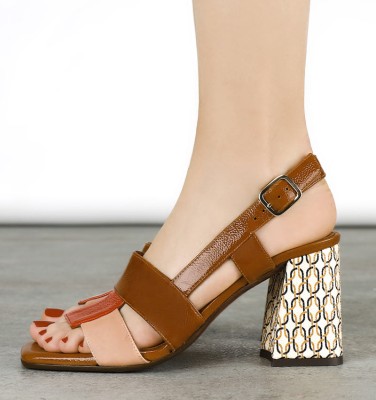 PANYA RED CHiE MIHARA sandals