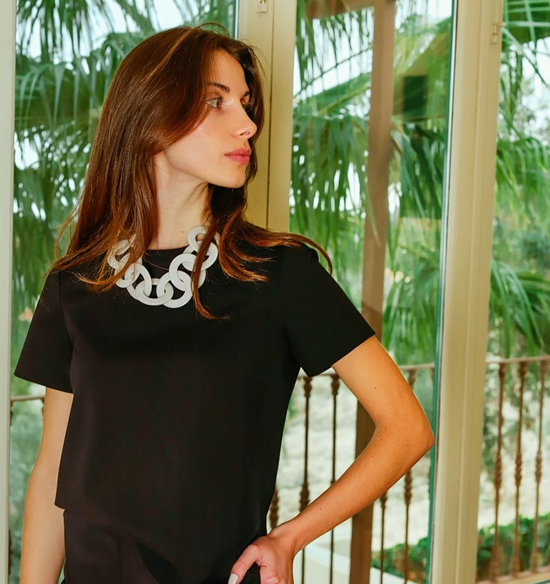 lumi-top-black
