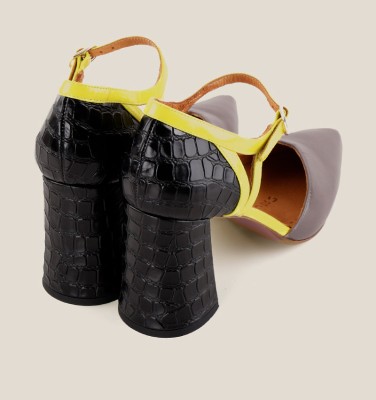 LULE GREY CHiE MIHARA chaussures
