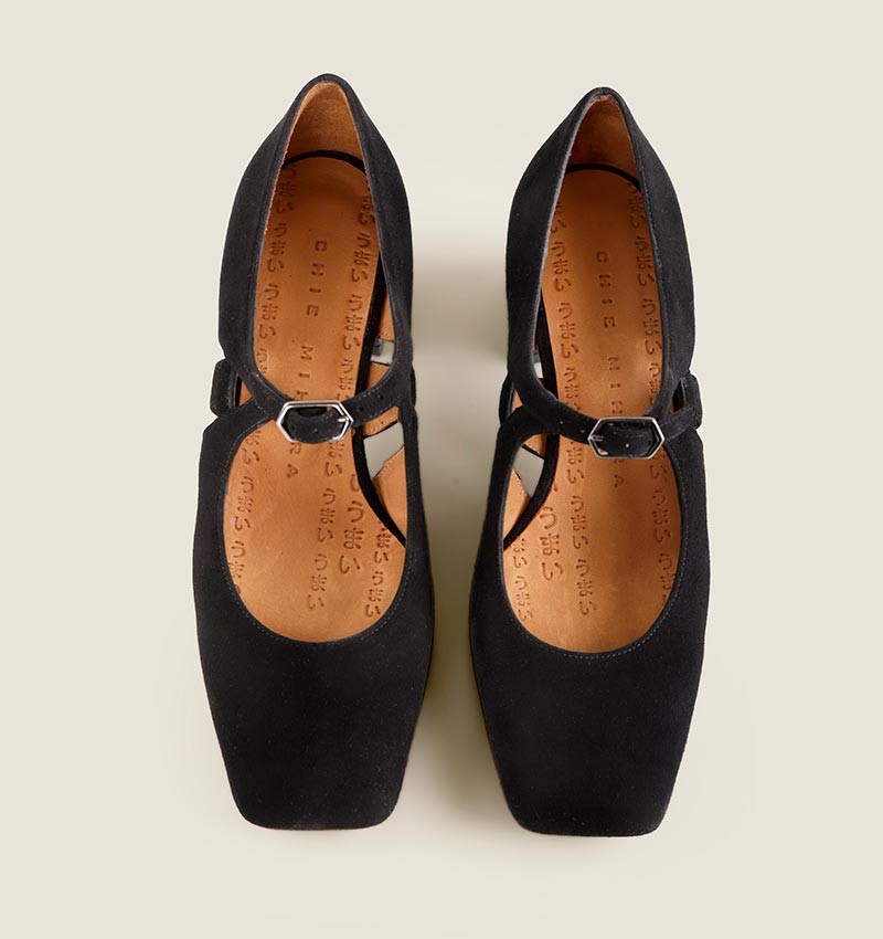 vysta-black-suede