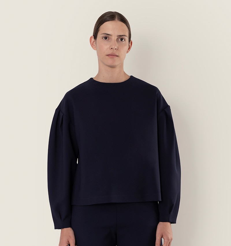 top-belinda-blu