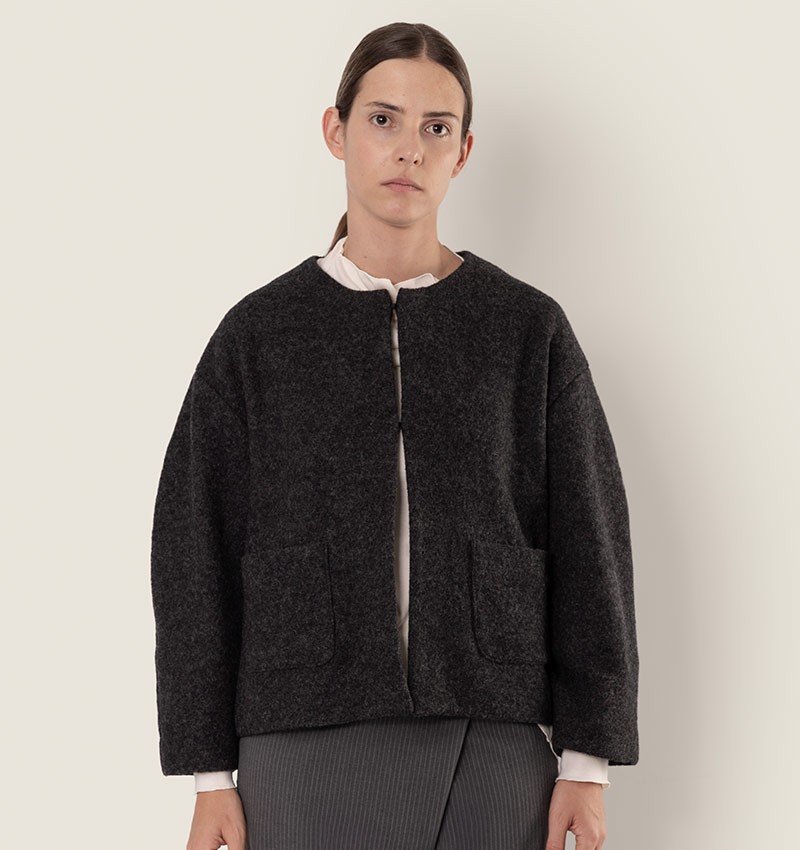 schwarze-jacke-camila