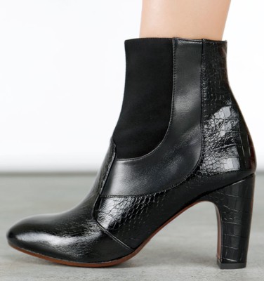 ETUSA BLACK CHiE MIHARA boots