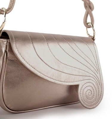BIBA IRON CHiE MIHARA handbags