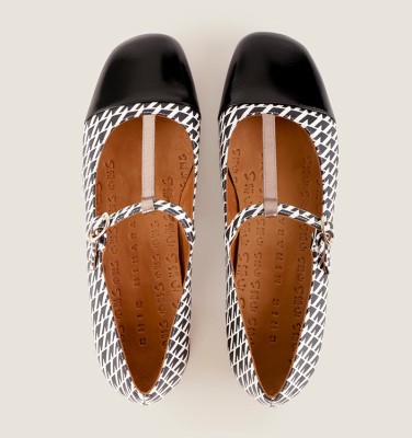 REVITA BLACK LIMA CHiE MIHARA shoes