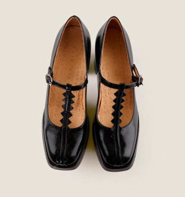 KIKU BLACK CHiE MIHARA shoes