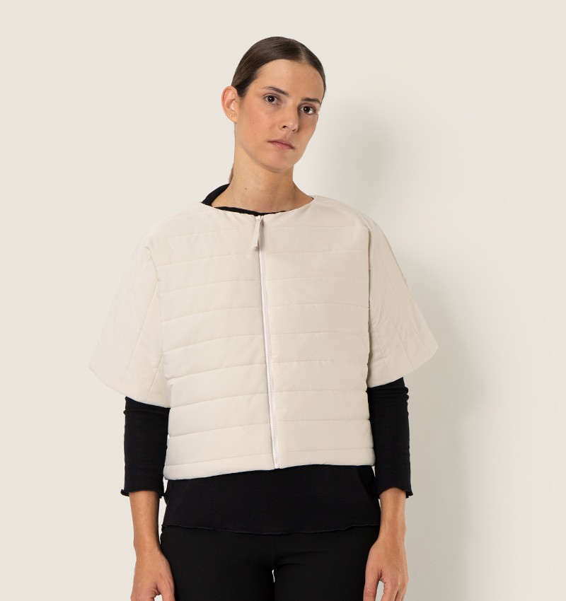 vega-vest-white