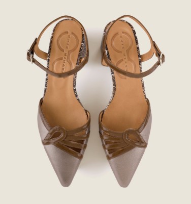 ABRILA BROWN CHiE MIHARA shoes