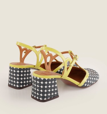 MODAY BLACK & WHITE CHiE MIHARA shoes