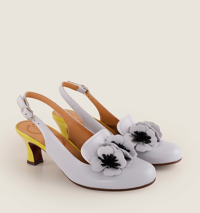 ZUKAI GREY CHiE MIHARA shoes