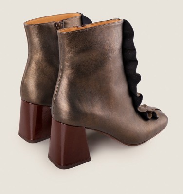 SYAN BROWN CHiE MIHARA botas
