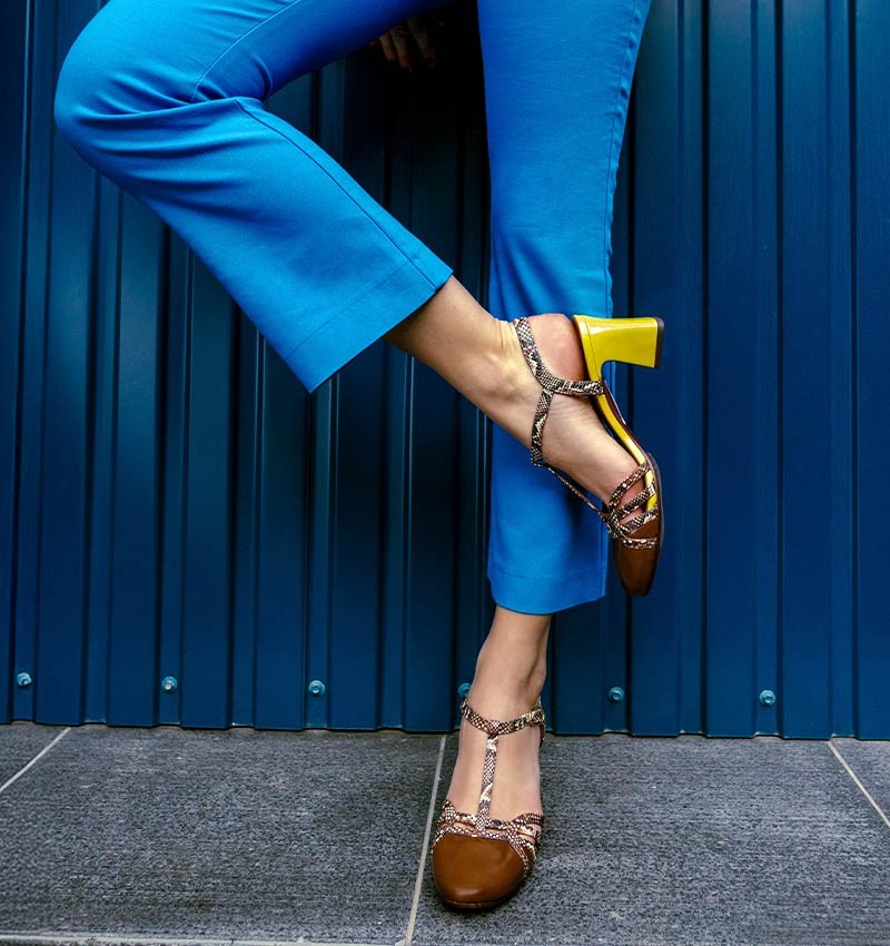 FENDY BROWN CHiE MIHARA shoes