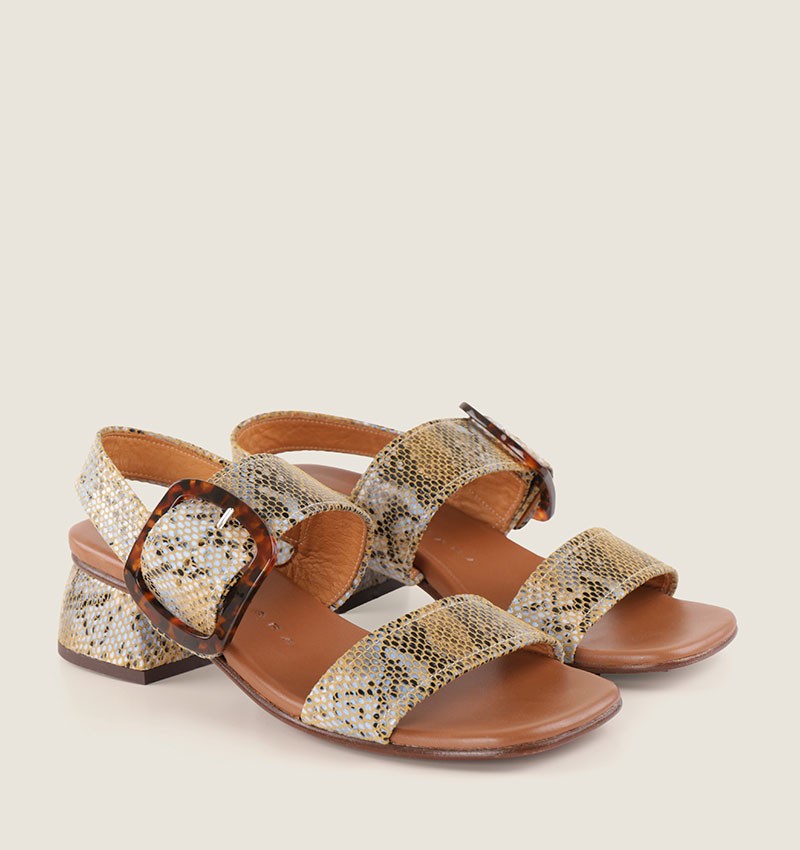 QUANDA BLUE CHiE MIHARA sandals