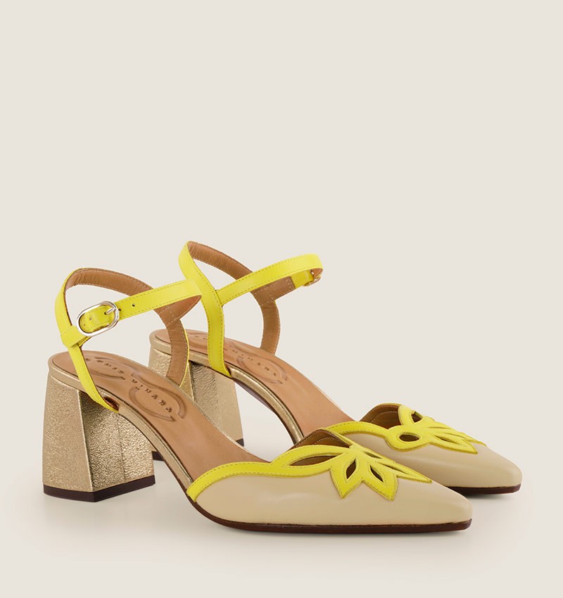ABAINA NUDE CHiE MIHARA shoes