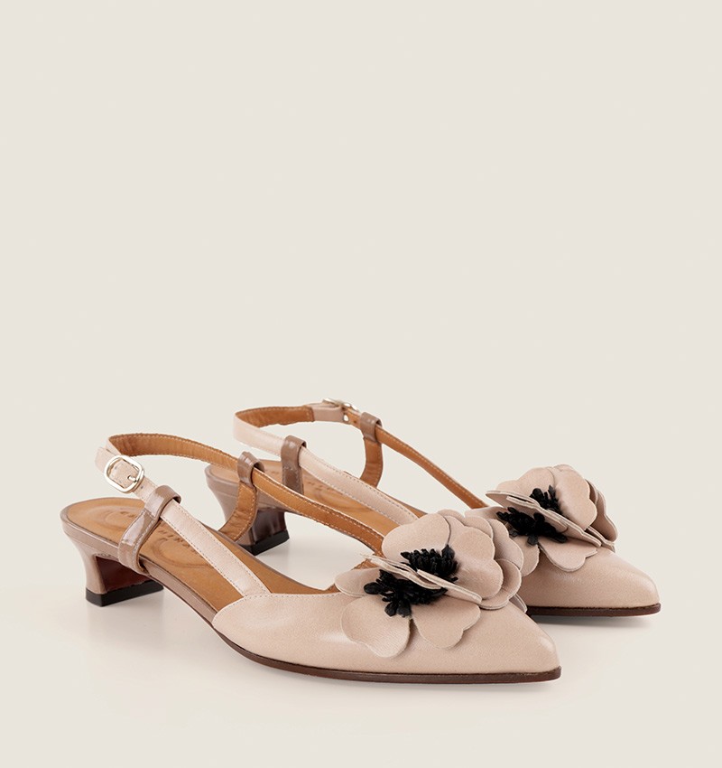 HAZEL NUDE CHiE MIHARA shoes