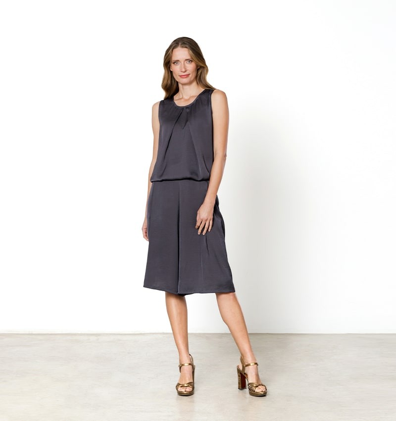 top-tanika-gris
