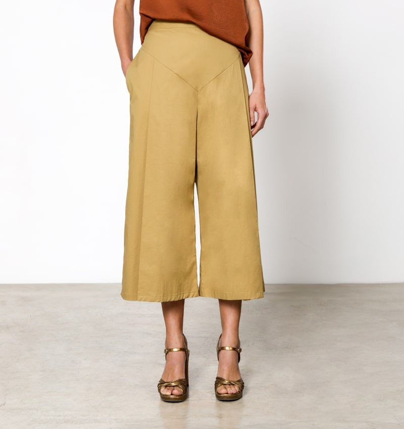 BEIGE HOSE PAMIRA