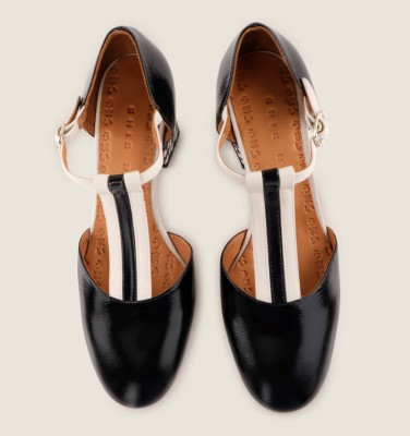 MISUR BLACK AND WHITE CHiE MIHARA shoes