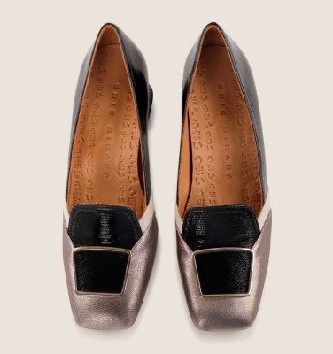 VOIKO BRONZE WHITE CHiE MIHARA shoes
