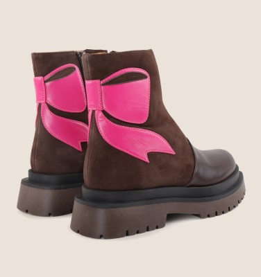 ZASPEL BROWN CHiE MIHARA boots