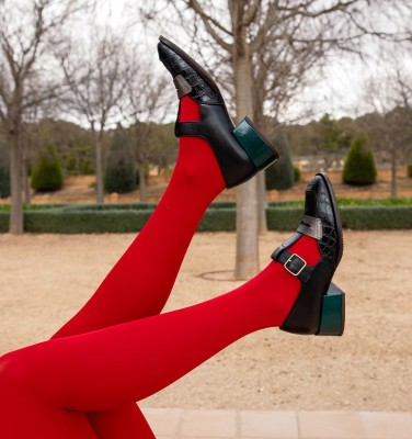 ZELANDA BLACK CHiE MIHARA shoes