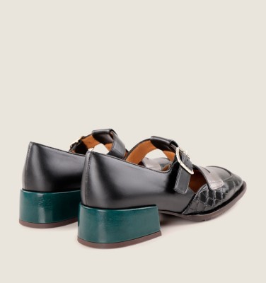 ZELANDA BLACK CHiE MIHARA shoes