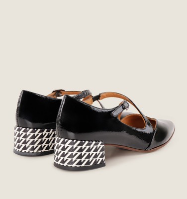 JARENYO BLACK CHiE MIHARA zapatos