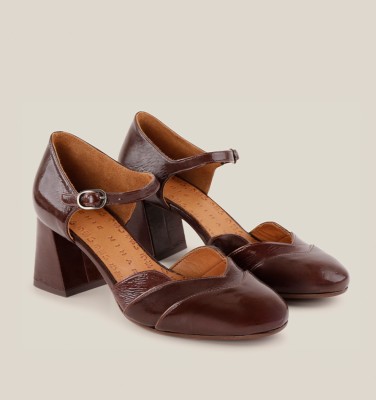 GRINI BROWN CHiE MIHARA shoes