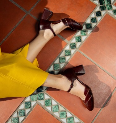 GRINI BROWN CHiE MIHARA shoes